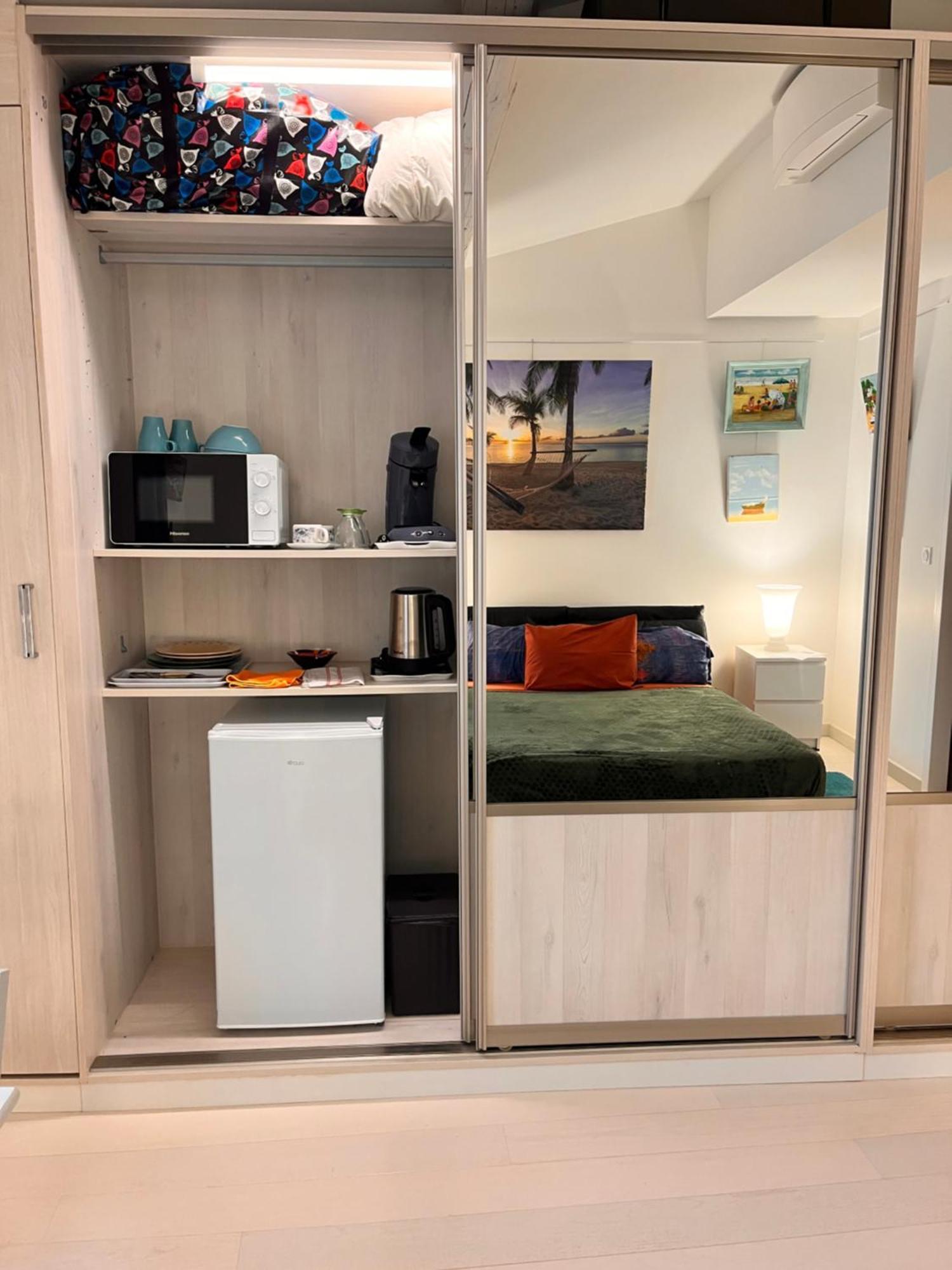 Chambre Cozy Spacieuse, Intra-Muros, Clim, Parking Aigues-Mortes Bagian luar foto